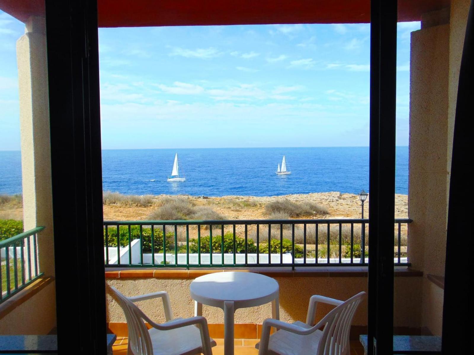 Apartamentos Moon Dreams Cabo De Banos カラ・エン・ブラネス エクステリア 写真